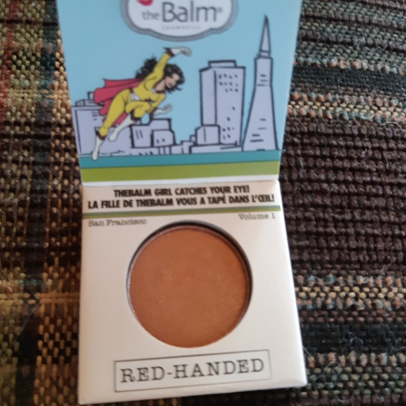 Ipsy bag and four items - Picture 7 of 11